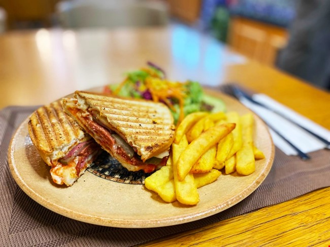 Ayvalık Tost